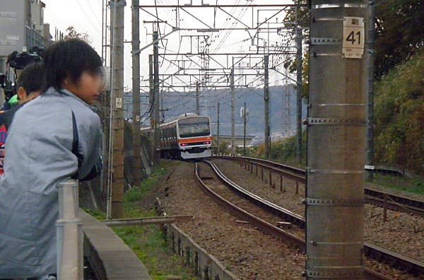 �����B��3